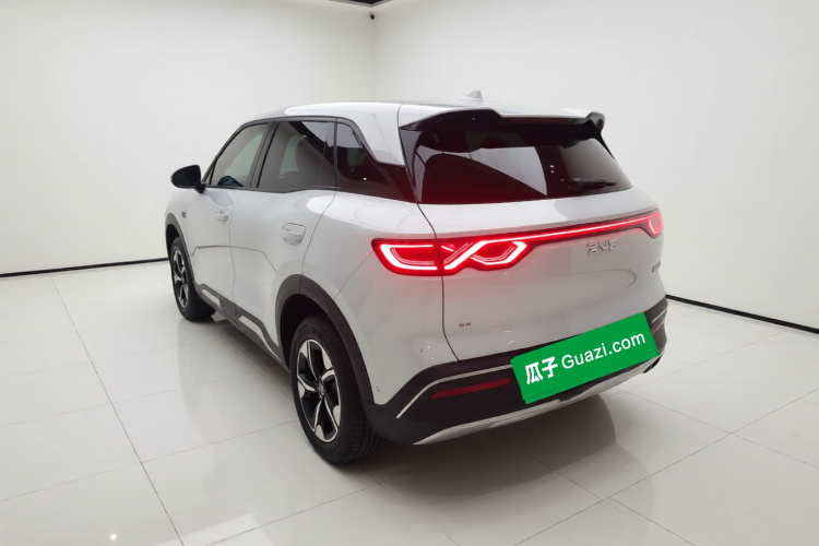 BYD YuanUP 2025 #5 BYD YuanUP 2025 car image #5