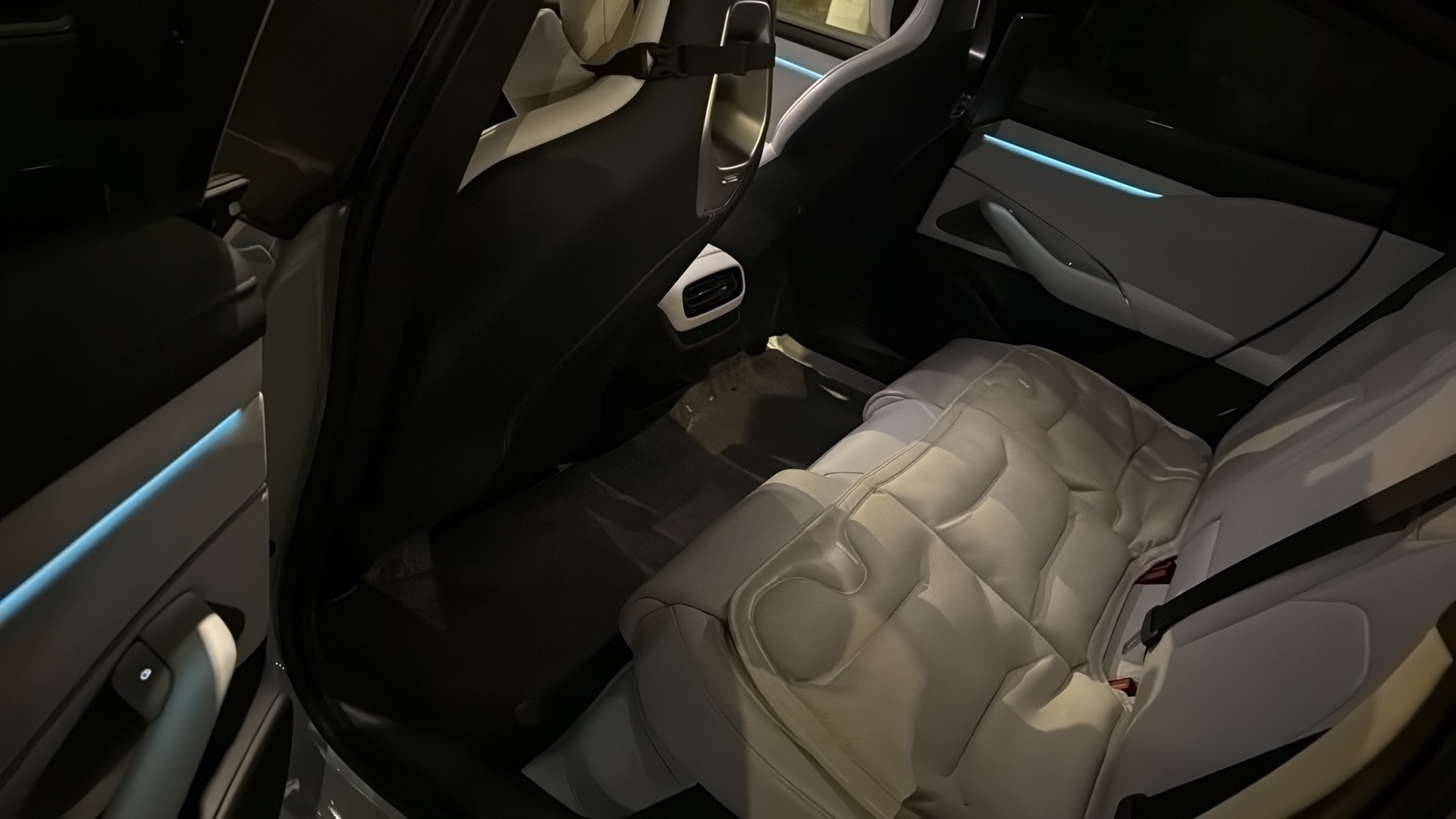 2024 car image #6