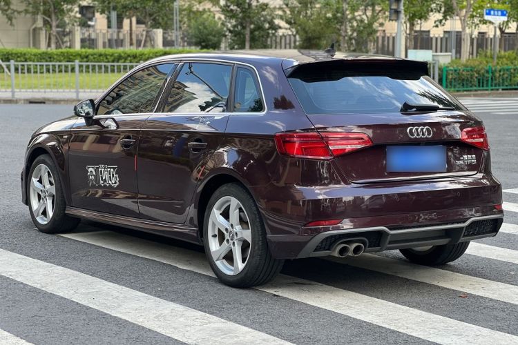 Audi A3 2019 car image #7