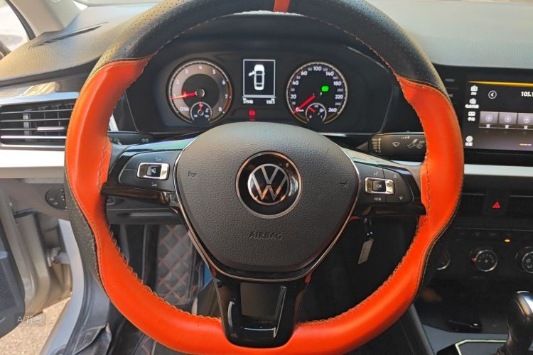 Volkswagen Lavida 2021 car image #12