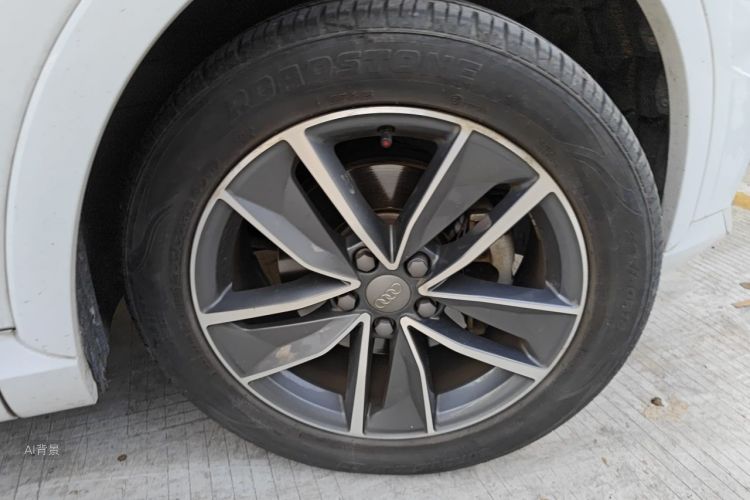 Audi Q3 2019 #9 Audi Q3 2019 car image #9