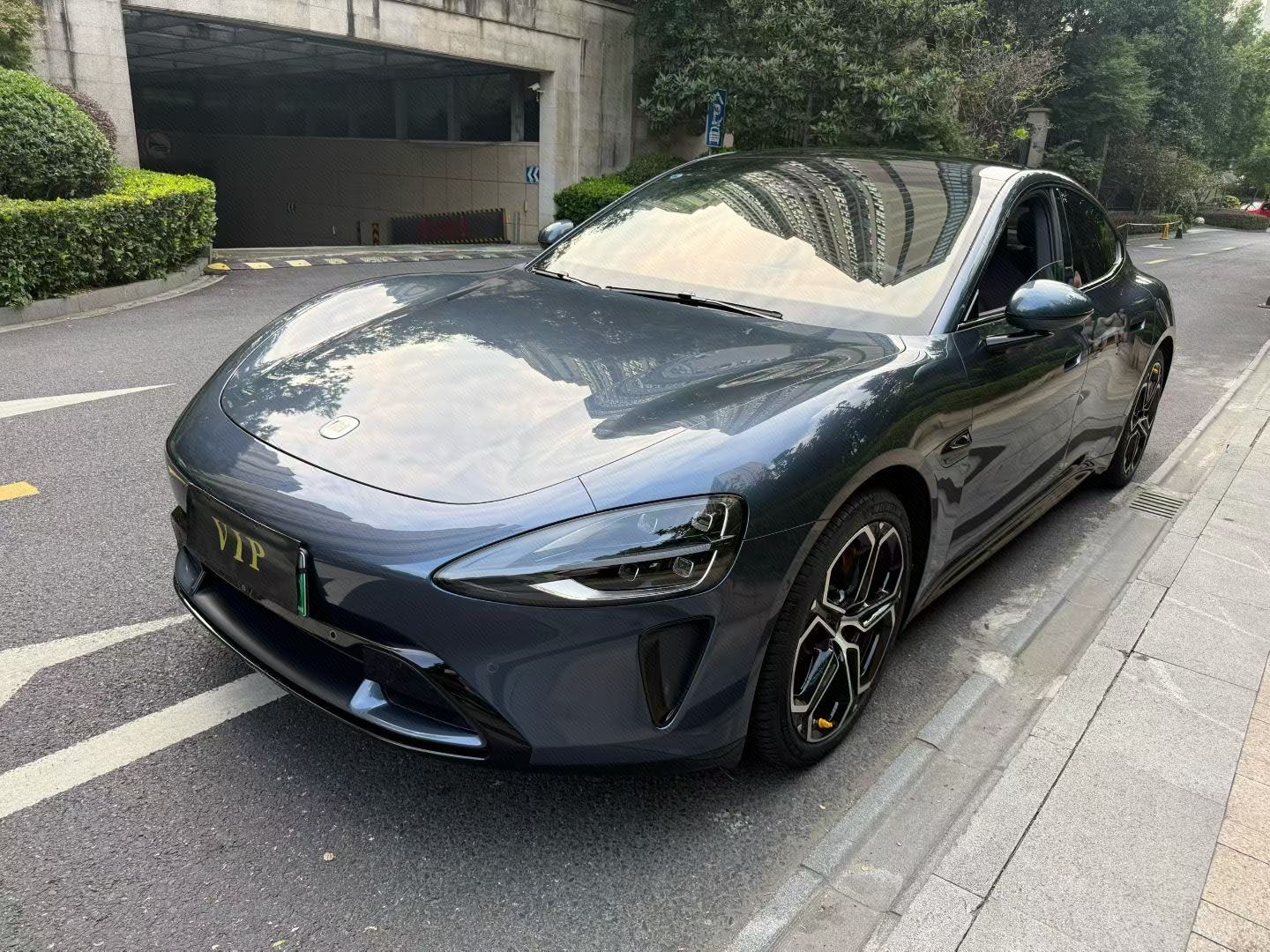MI SU7 2025 car image 