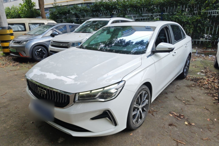 GEELY Emgrand 2023 car image #2
