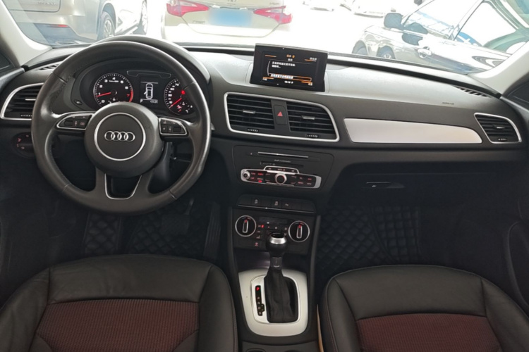 Audi Q3 2019 #10 Audi Q3 2019 car image #10