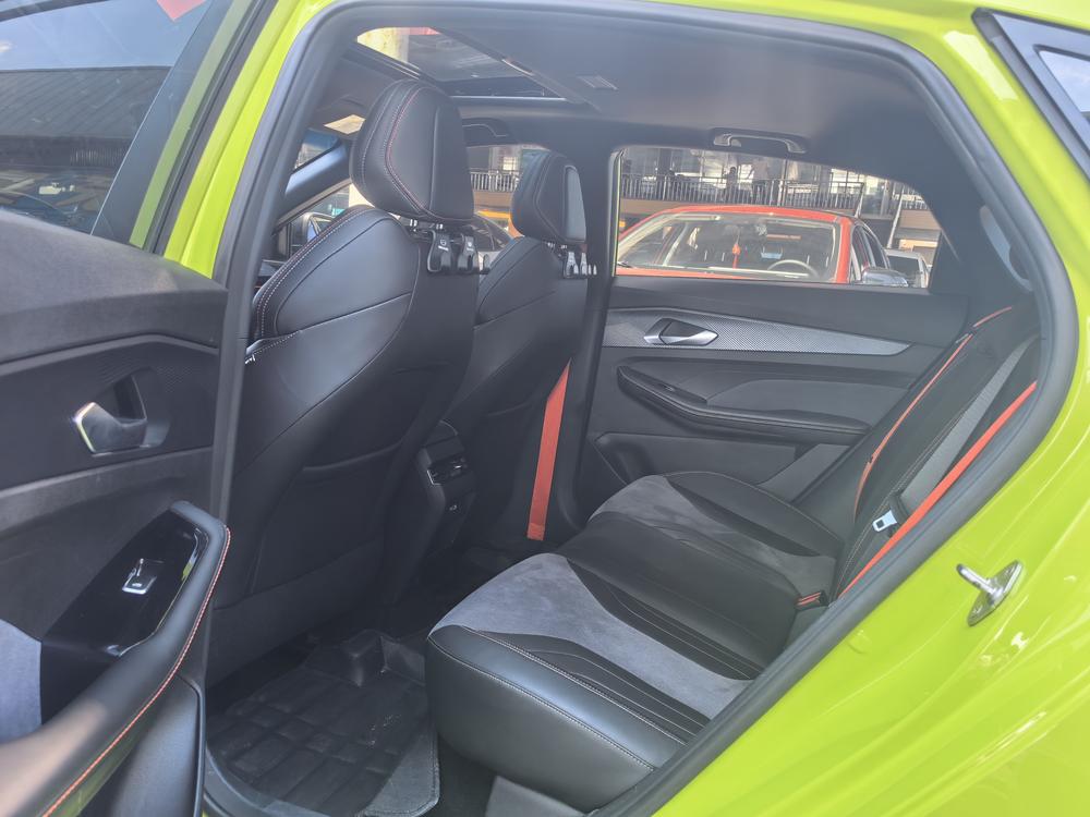 GEELY Binray 2022 image de voiture #10