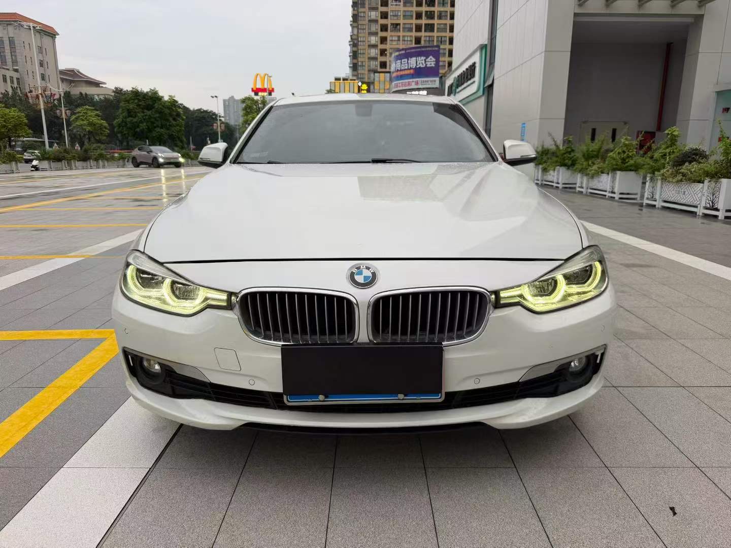BMW 3 Series 2018 #2 BMW 3 Series 2018 car image #2