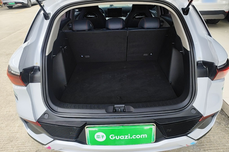 BYD Yuan Plus 2023 immagine di auto #19