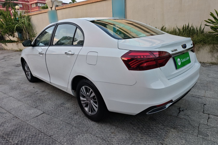 GEELY Emgrand 2019 #5 GEELY Emgrand 2019 car image #5