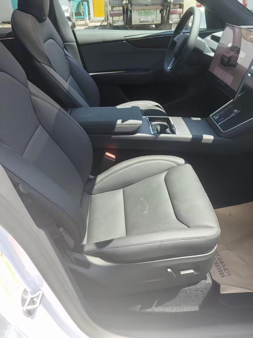 Tesla Model Y 2026 car image #5