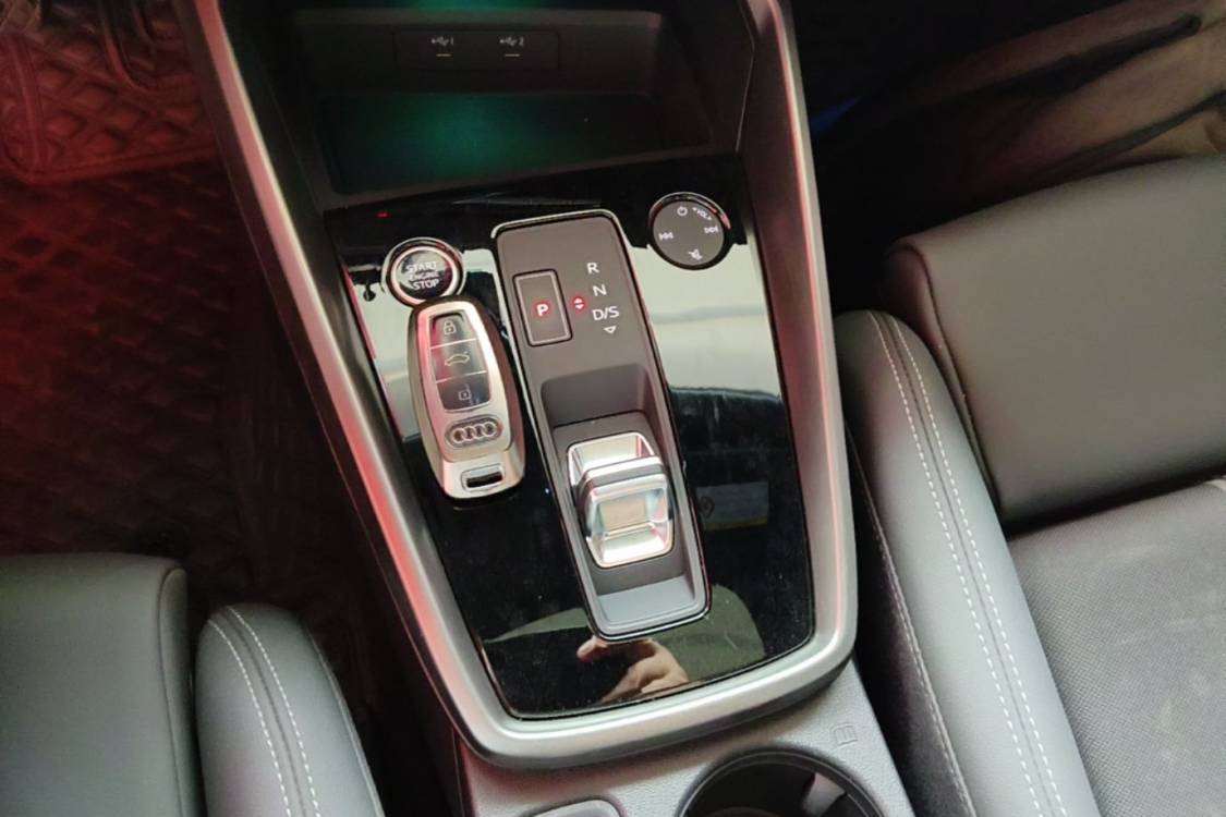 Audi A3 2024 immagine di auto #15