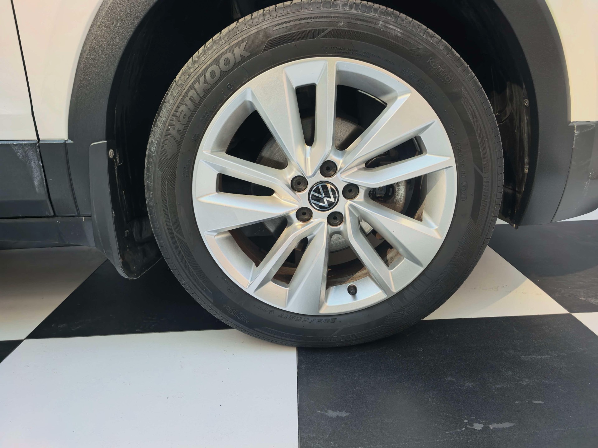 Volkswagen T-Cross 2022 صورة سيارة #8