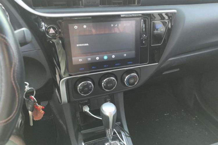 Toyota Corolla 2017 #13 Toyota Corolla 2017 car image #13