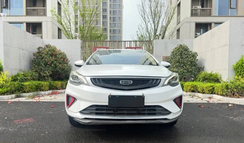 GEELY Emgrand GS 2021 car image #2