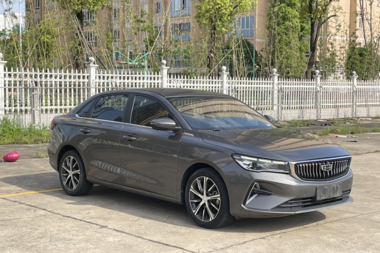 GEELY Emgrand 2022 #4 GEELY Emgrand 2022 car image #4