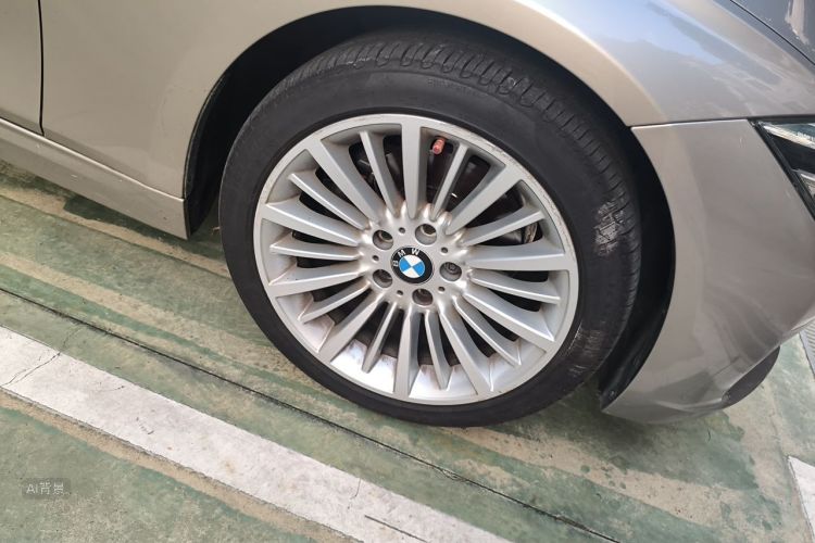 BMW 3 Series 2017 car image #9