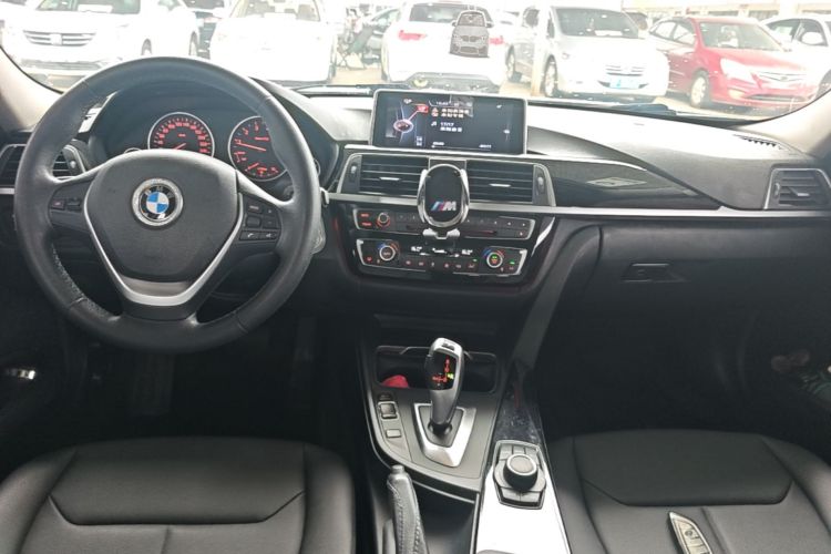 BMW 3 Series 2017 #10 BMW 3 Series 2017 car image #10