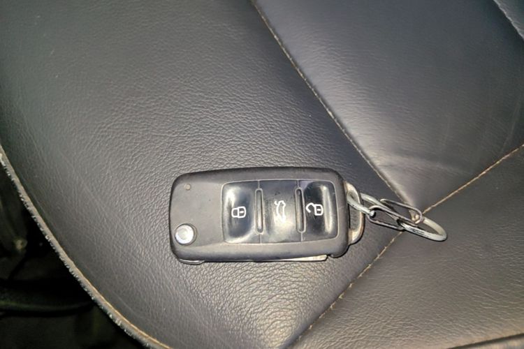Volkswagen Lavida 2015 car image #9