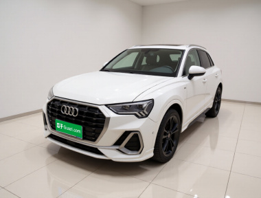 Audi Q3 2022 car image 