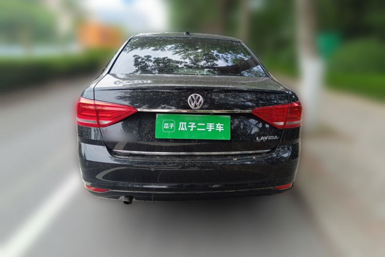 Volkswagen Lavida 2015 car image #4
