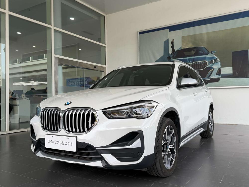 BMW X1 2021 BMW X1 2021 car image