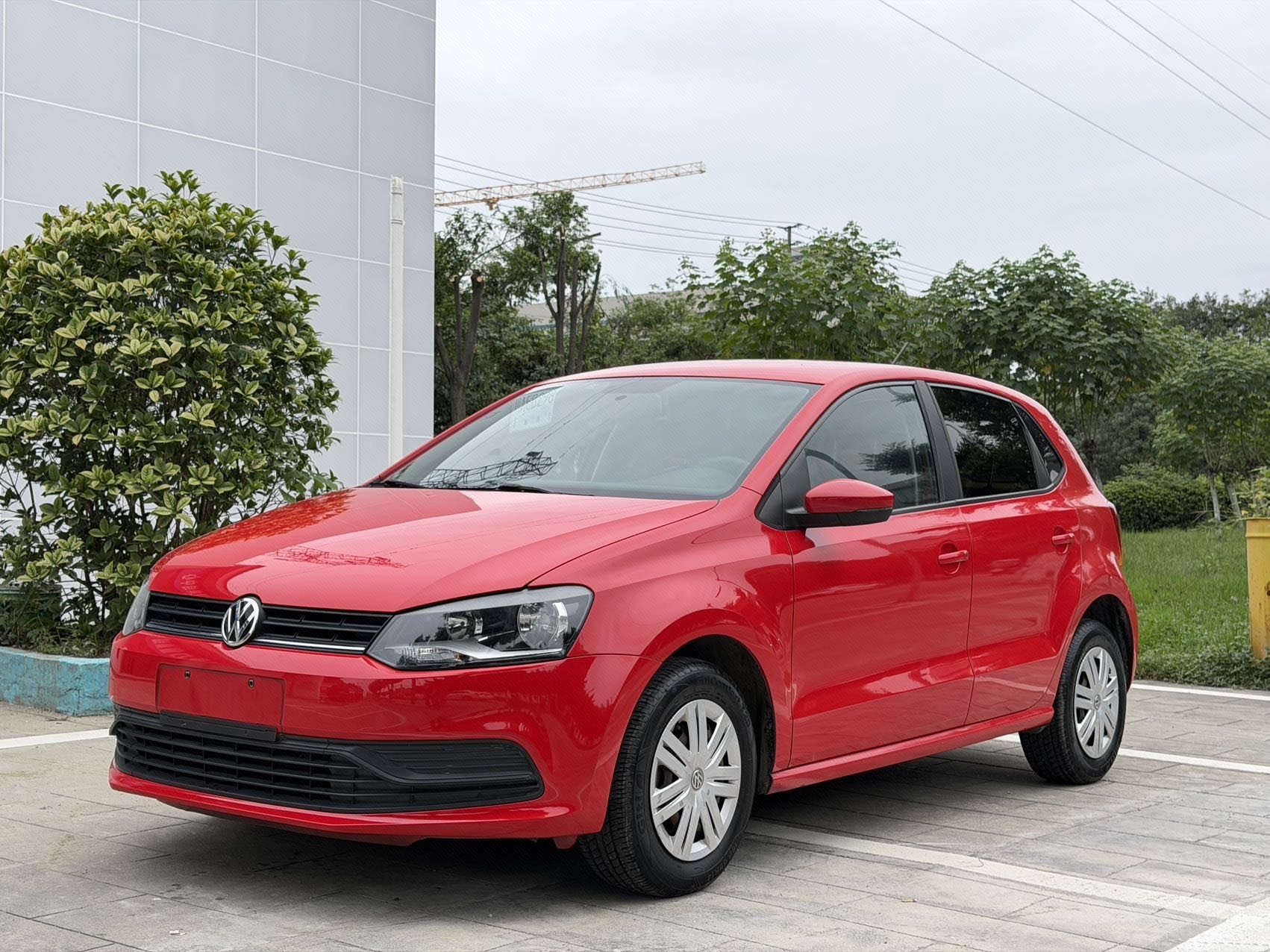 Volkswagen Polo 2017 Volkswagen Polo 2017 car image