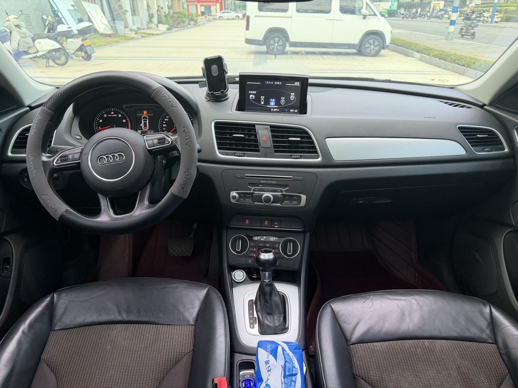 Audi Q3 2017 #5 Audi Q3 2017 car image #5