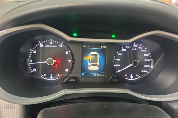 GEELY Emgrand GS 2016 car image #13