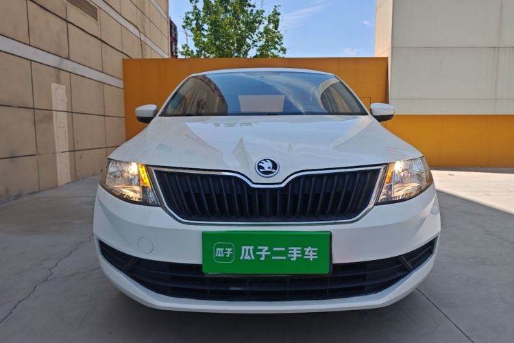 Skoda Rapid 2018 #3 Skoda Rapid 2018 car image #3