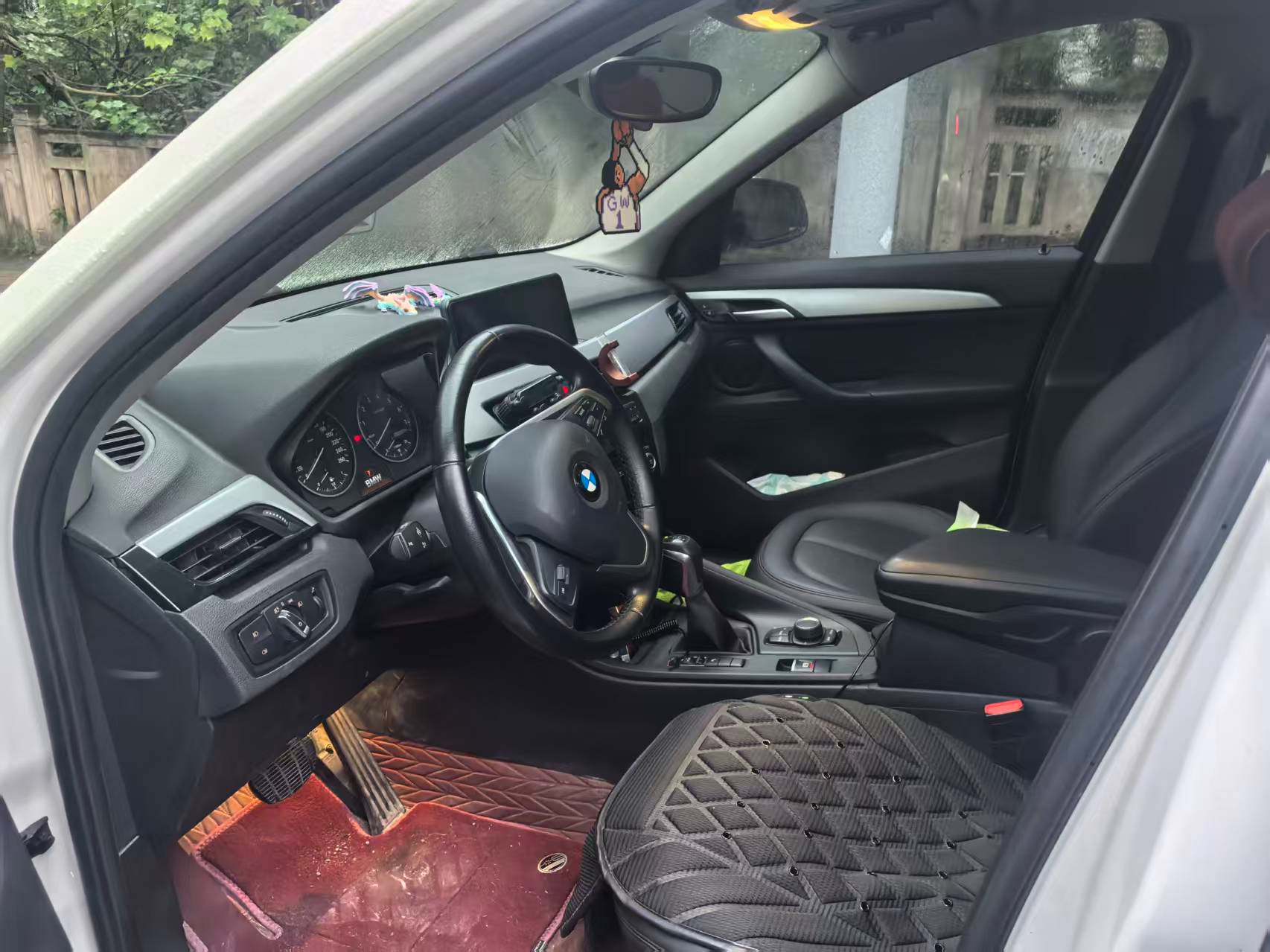 2017 imagem de carro #2