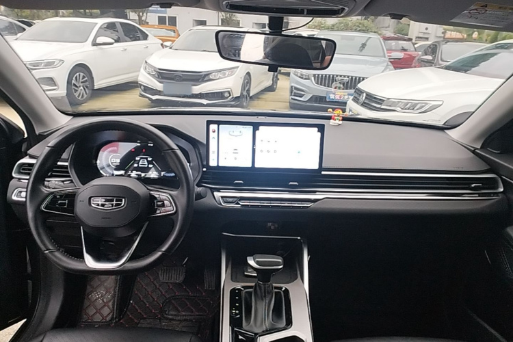 GEELY Emgrand 2024 car image #10