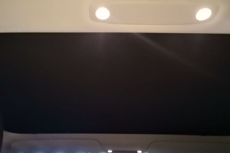 Tesla Model 3 2020 car image #18
