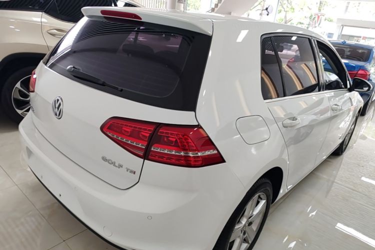 Volkswagen Golf 2016 car image #7