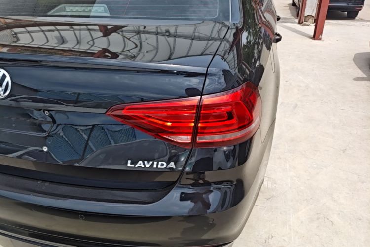 Volkswagen Lavida 2020 car image #8