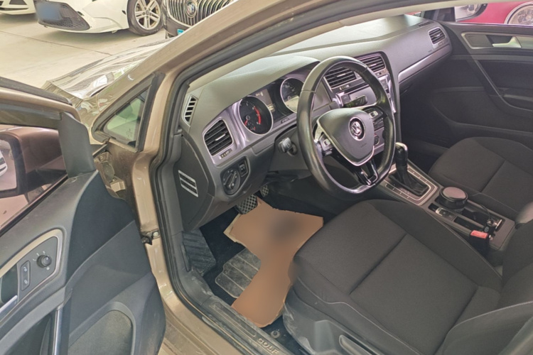 Volkswagen Golf 2016 immagine di auto #16
