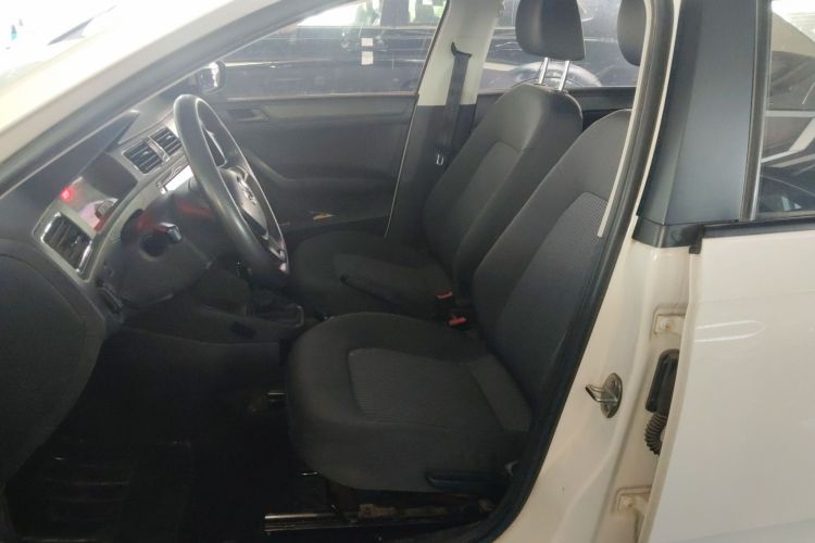 Volkswagen Santana 2019 car image #15