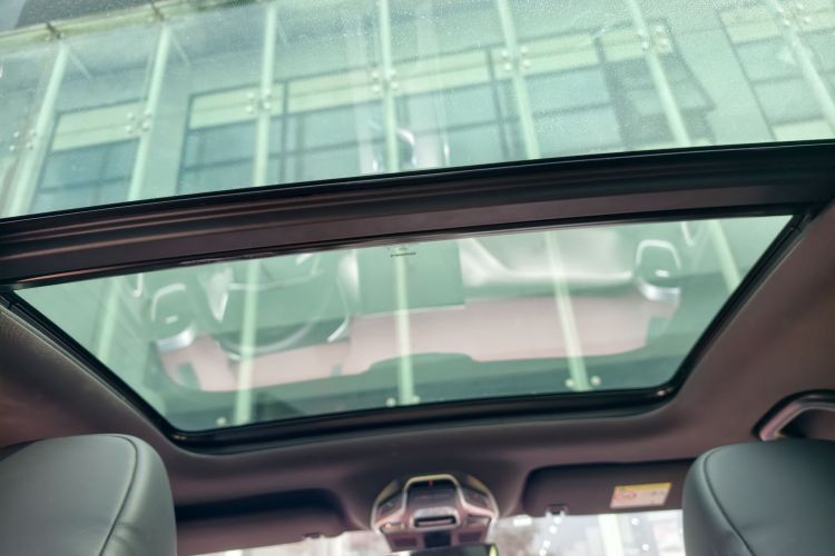 GEELY Coolray 2019 car image #25