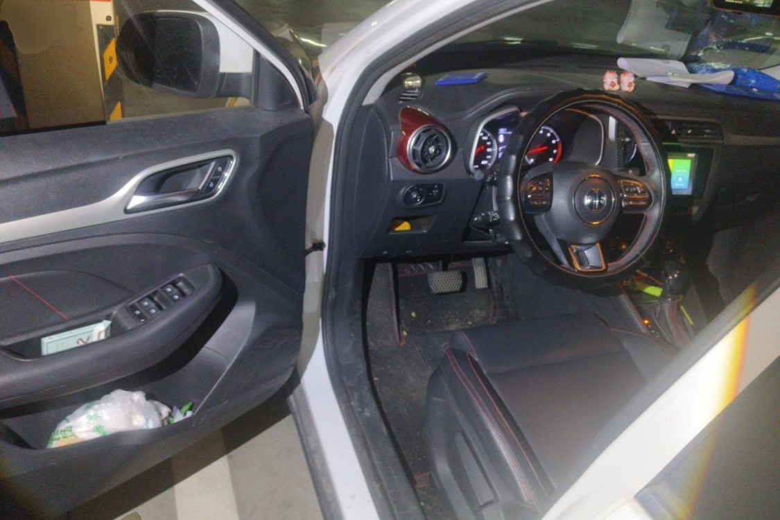 MG ZS 2018 #23 MG ZS 2018 car image #23