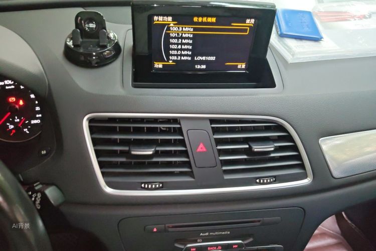 Audi Q3 2015 #15 Audi Q3 2015 car image #15