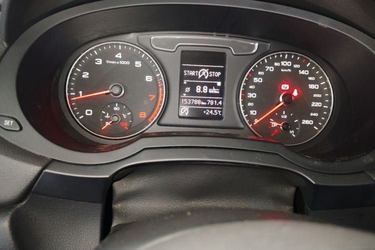 Audi Q3 2017 #12 Audi Q3 2017 car image #12
