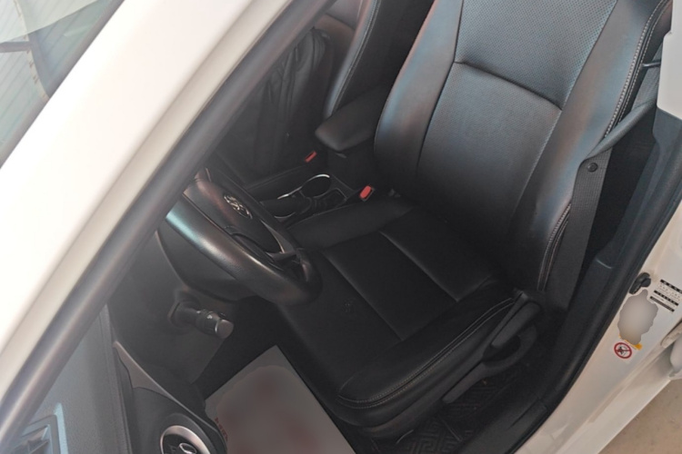 Toyota Corolla 2019 #15 Toyota Corolla 2019 car image #15