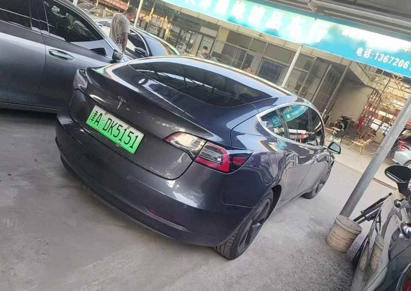 Tesla Model 3 (Imported) 2019 #8 Tesla Model 3 (Imported) 2019 car image #8