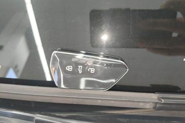 Volkswagen Golf 2021 #9 Volkswagen Golf 2021 car image #9
