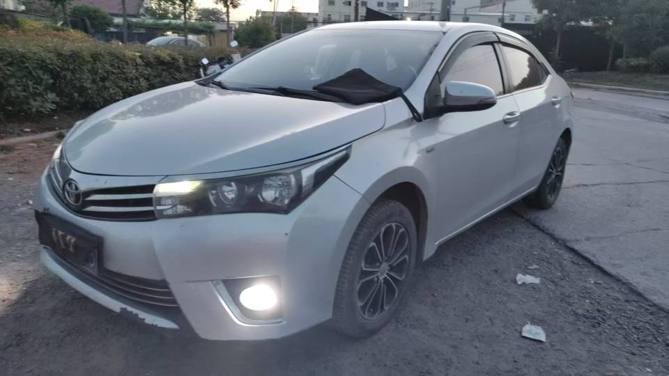 Toyota Corolla 2014 car image 