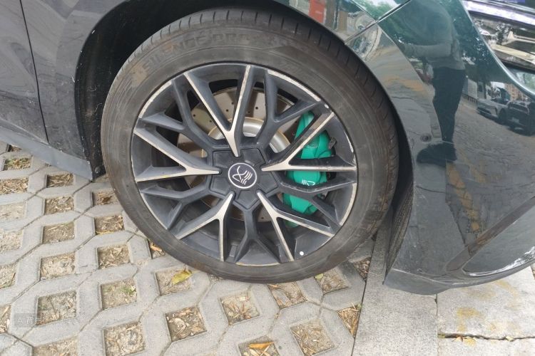 BYD Han 2022 car image #9