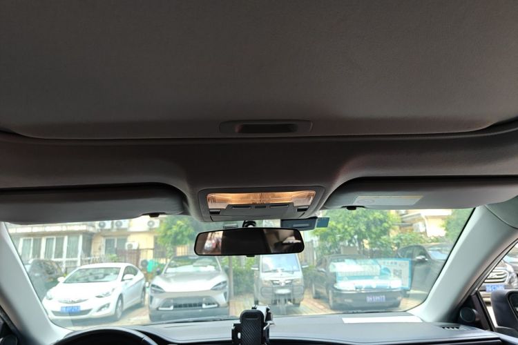 Toyota Corolla 2018 car image #17