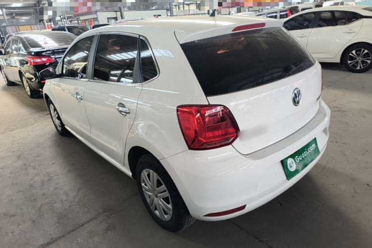 Volkswagen Polo 2018 car image #5