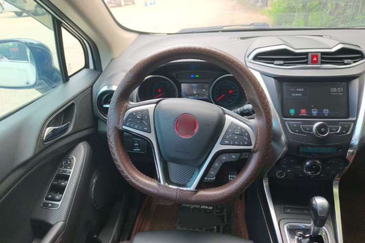 BYD Yuan 2017 #11 BYD Yuan 2017 car image #11