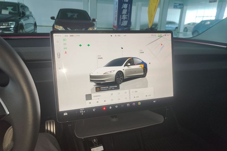 Tesla Model 3 2024 #13 Tesla Model 3 2024 car image #13
