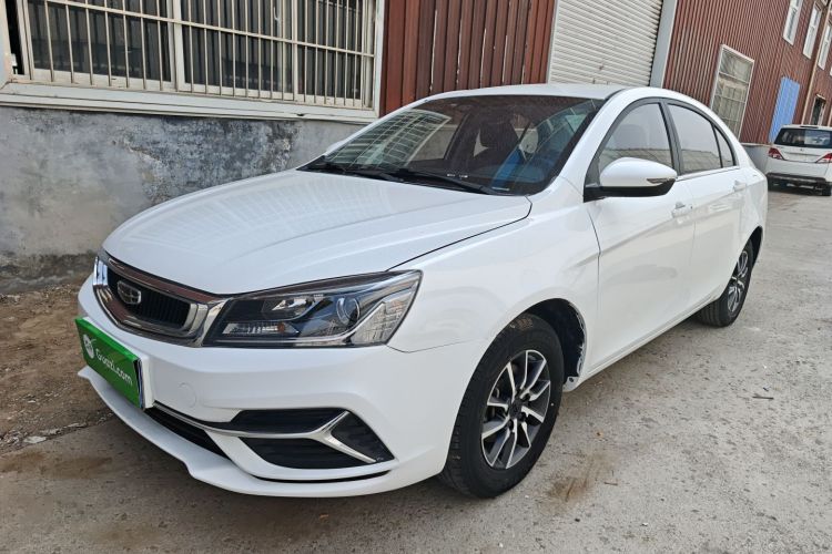 GEELY Emgrand 2019 изображение автомобиля #2