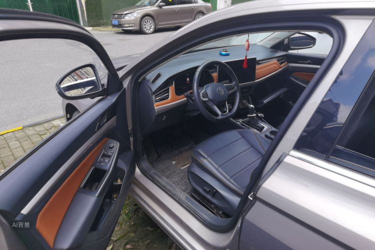Volkswagen Bora 2023 car image #18